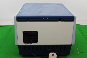 Thumbnail image of MSE Centaur 2 Benchtop Laboratory Centrifuge w/ Rotor + Buckets Lab Equipment