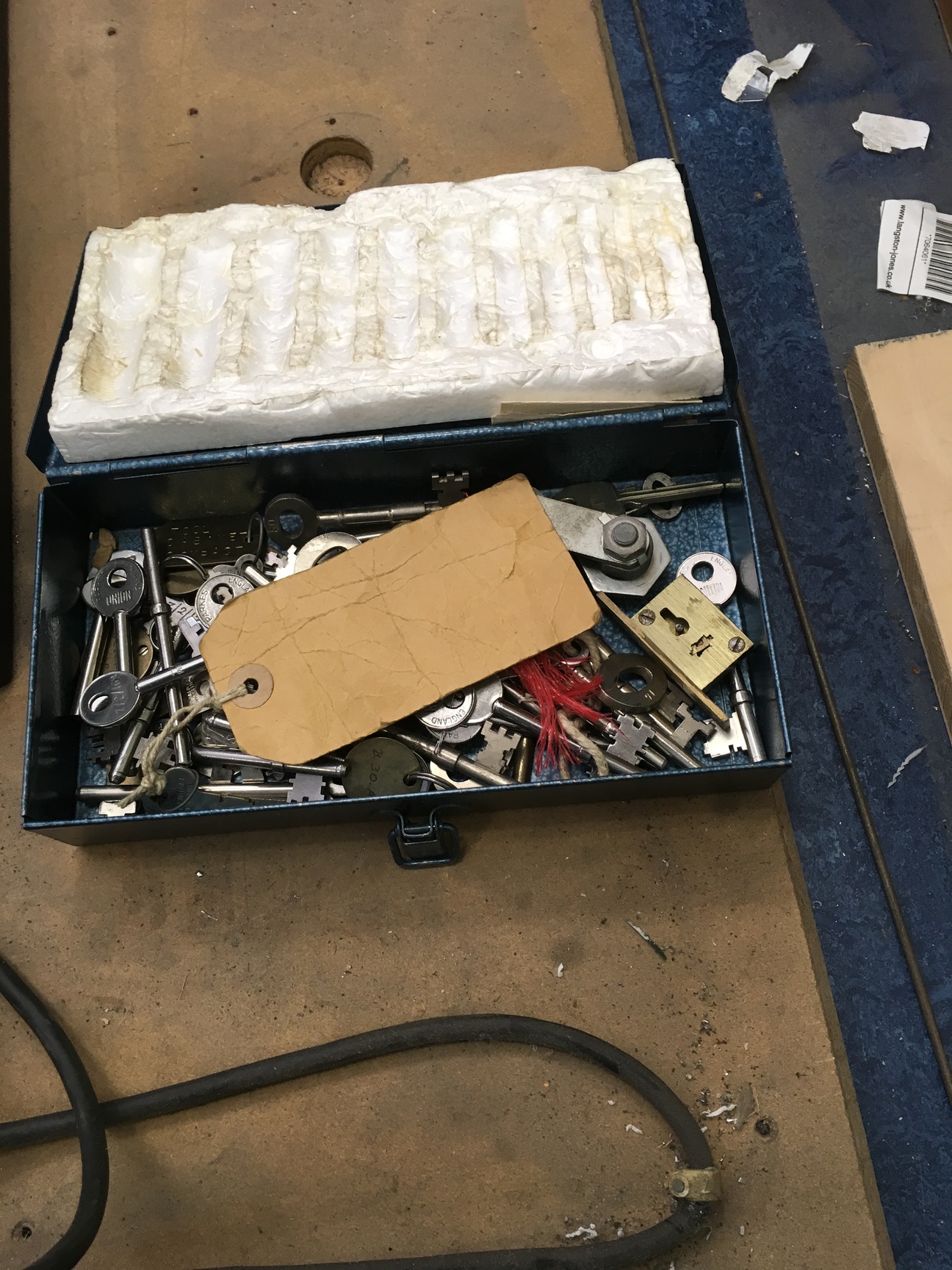 Image of Workshop Mancuna Key Cutter 750-LP Machine w/ Motors & Lot Of Key Templates