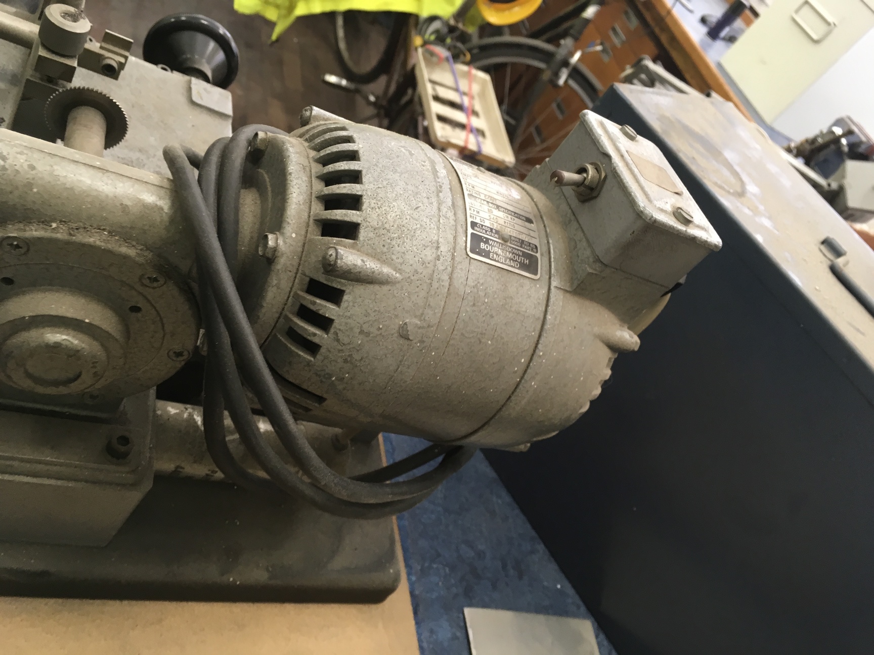 Image of Workshop Mancuna Key Cutter 750-LP Machine w/ Motors & Lot Of Key Templates