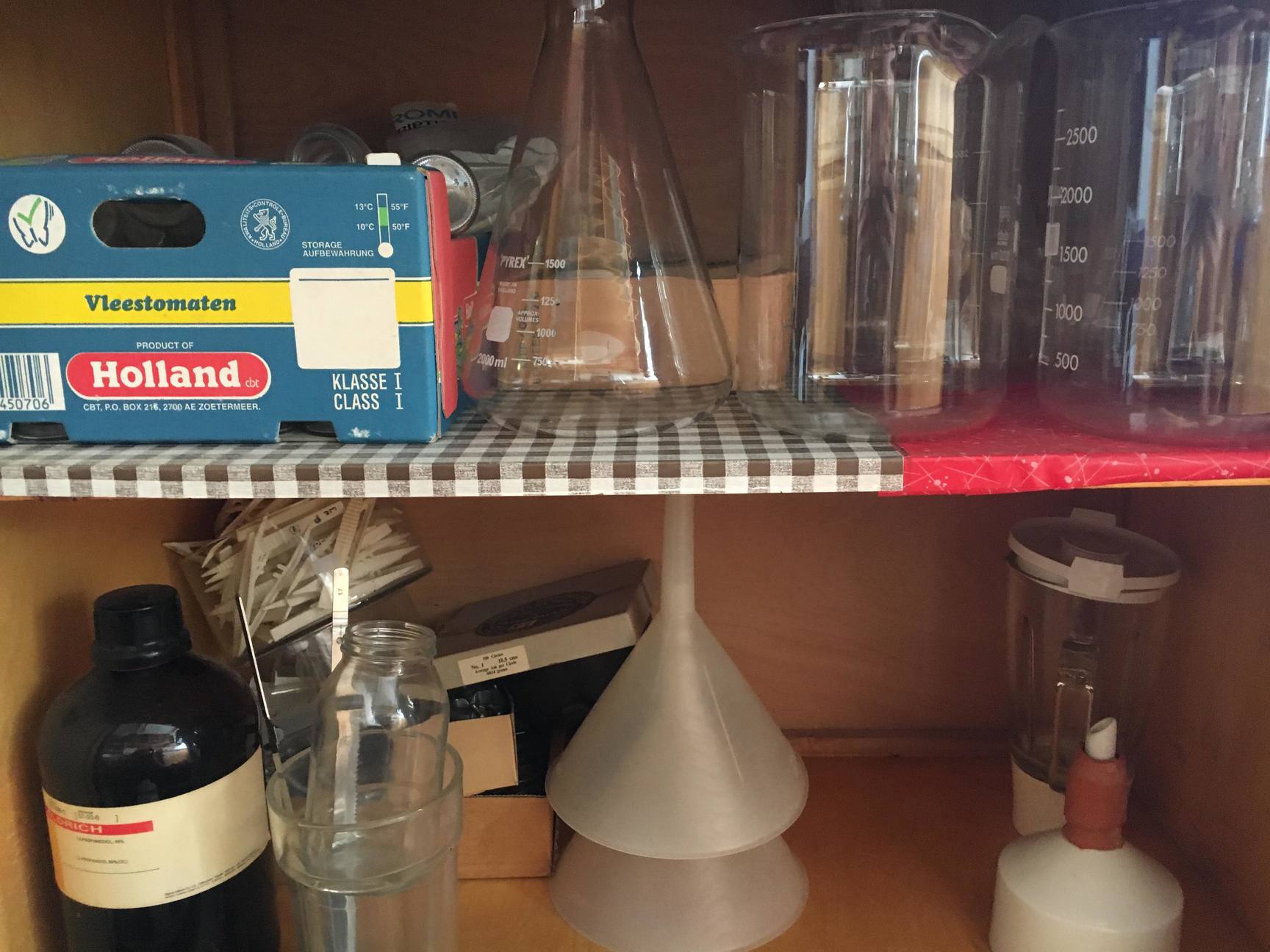 Image of Job Lot Of Laboratory Glassware Schools Labs Scientific Inc Pyrex Glass Beakers 