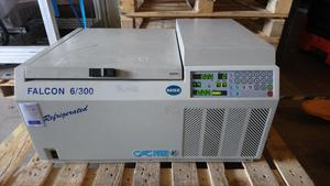 Thumbnail image of MSE Falcon 6/300 Refrigerated High Speed Benchtop Centrifuge Lab