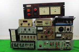 Thumbnail image of Job Lot Electrical Testing Amplifiers Generators Brookdeal Gould Pulsetek Tylan