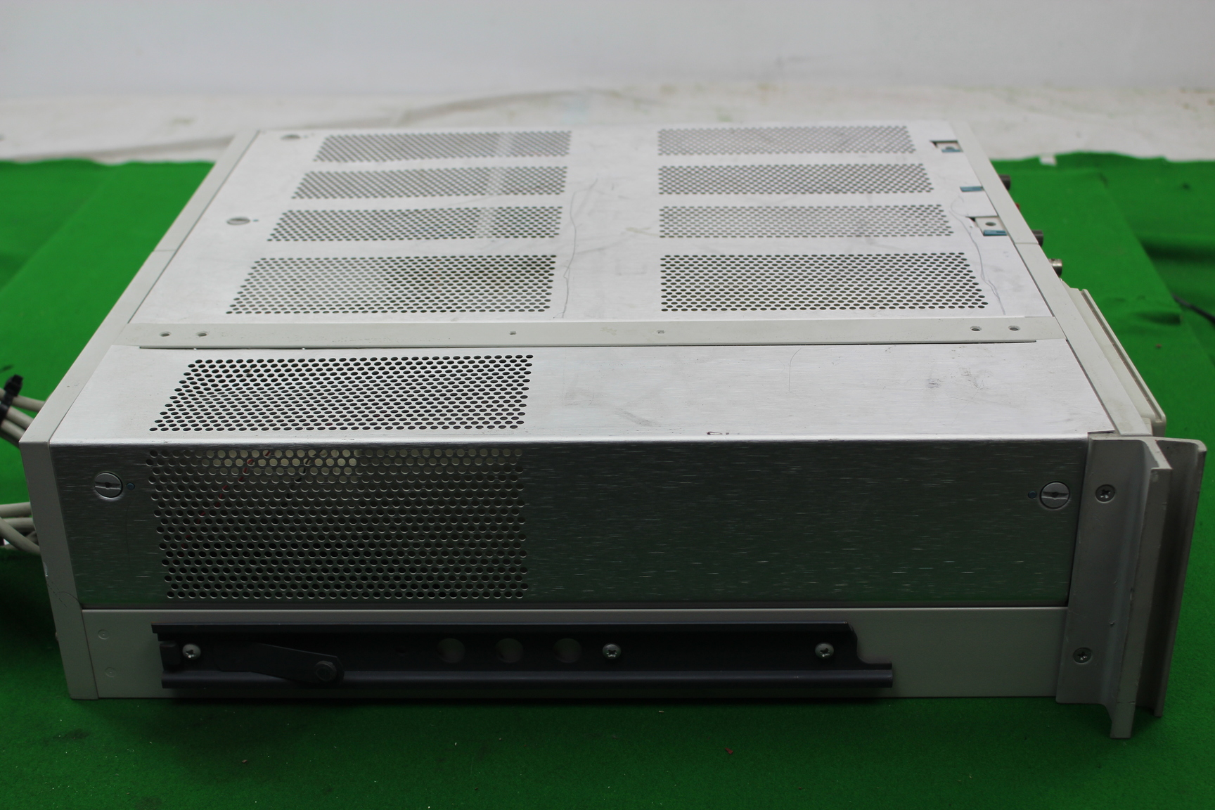 Image of Tektronix 5110 Oscilloscope w/ 5A18N Dual Trace Amplifier & 5B10N Time Base/Ampl