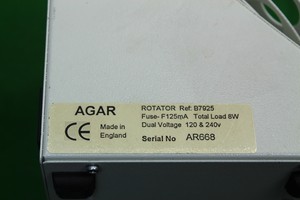 Thumbnail image of Agar Scientific Tube Rotator B7925 0-10 Variable Speed 12 Tube Holder Lab