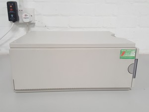 Thumbnail image of Agilent / HP 1100 Series HPLC System G131A G1316A G1313A G1312A Tray & Software