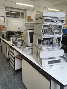 Thumbnail image of Agilent / HP 1100 Series HPLC System G131A G1316A G1313A G1312A G1322A Tray & PC