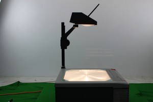 Thumbnail image of 3M Overhead Projector OHP Model 1980 Good Working Order