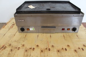 Thumbnail image of Two Lincat Commercial Kitchen Grills Electric Griddle Hotplate Counter Top Flat 