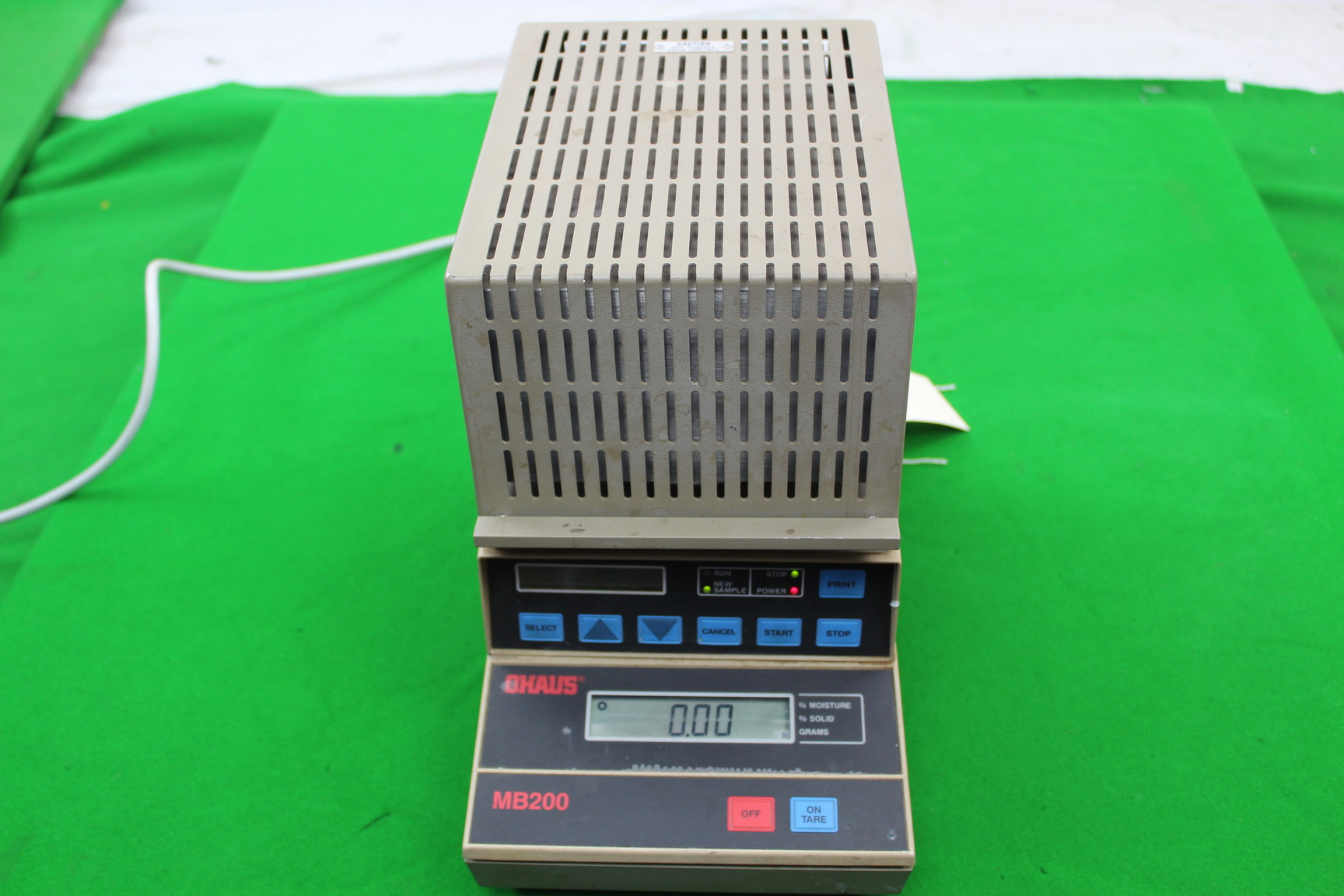 Image of Ohaus MB200 Moisture Balance Lab Laboratory Equipment Analyser  