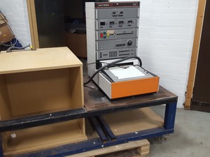Thumbnail image of Instron 1122 Tensile Testing Machine 5kn w Manuals & Compression Load Cells
