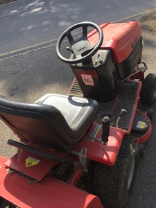 Thumbnail image of WESTWOOD S1300 Ride on Lawnmower Tractor12 HP