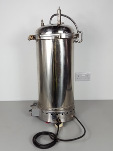 Thumbnail image of Express Equipment 25L  Universal Electric Model Pressure Steam Steriliser Lab