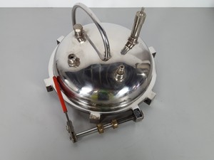Thumbnail image of Express Equipment 25L  Universal Electric Model Pressure Steam Steriliser Lab