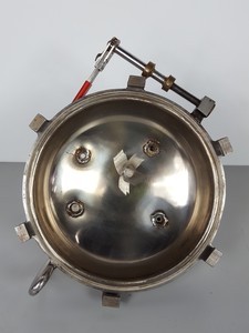 Thumbnail image of Express Equipment 25L  Universal Electric Model Pressure Steam Steriliser Lab