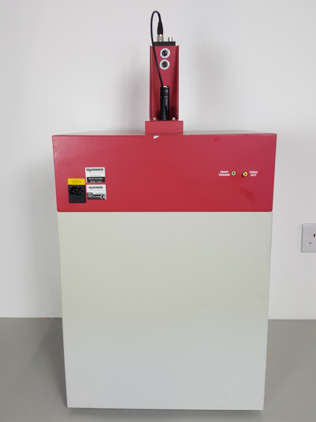 Image of Geneflash Syngene Bio Imaging Gel Doc System + UV / White Transilluminator Lab