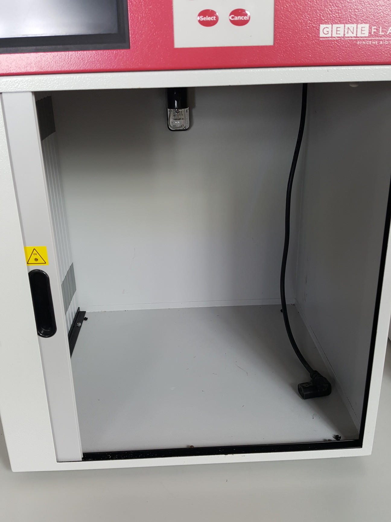 Image of Geneflash Syngene Bio Imaging Gel Doc System + UV / White Transilluminator Lab
