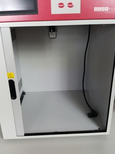 Thumbnail image of Geneflash Syngene Bio Imaging Gel Doc System + UV / White Transilluminator Lab