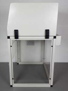 Thumbnail image of Labcaire VLF 6 Vertical Laminar Flow Cabinet Lab