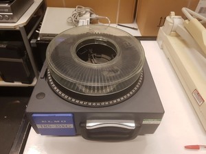 Thumbnail image of ELMO TRS-35XG Slide Projector 35MM Video Output VGA Transfer W/Cord