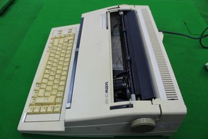 Thumbnail image of Brother CE-500 Electronic Type Writer 