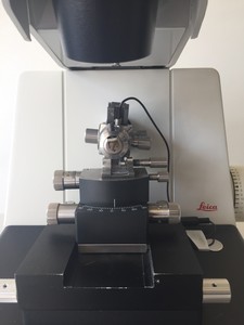 Thumbnail image of Leica Ultramicrotome Ultracut UCT w/ Controllers & Vibration Free Table Lab 