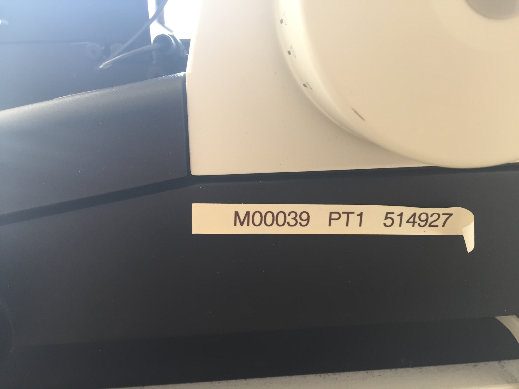 Image of Leica Ultramicrotome Ultracut UCT w/ Controllers & Vibration Free Table Lab 