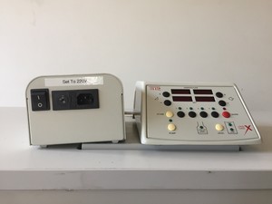 Thumbnail image of Leica Ultramicrotome Ultracut UCT w/ Controllers & Vibration Free Table Lab 
