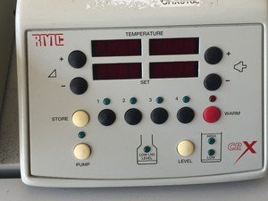 Thumbnail image of Leica Ultramicrotome Ultracut UCT w/ Controllers & Vibration Free Table Lab 