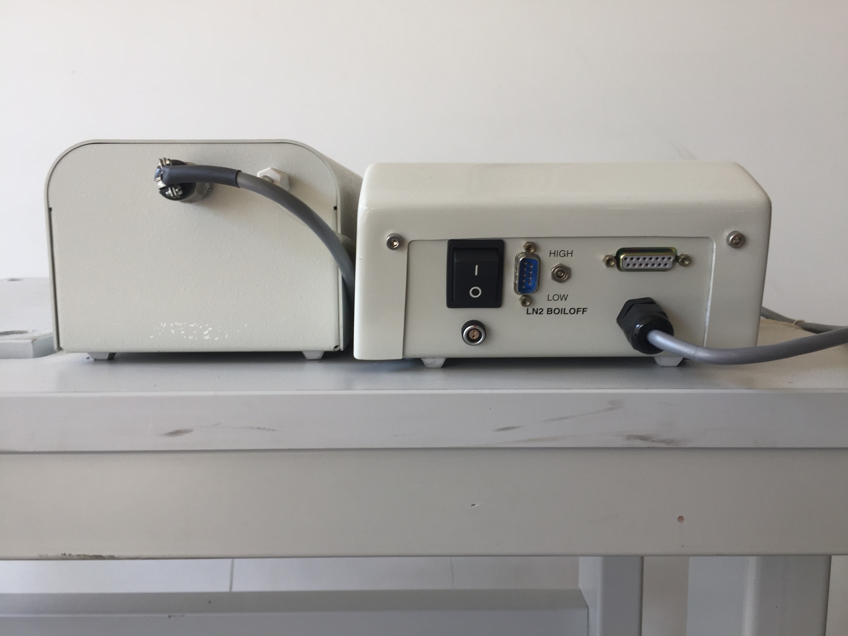 Image of Leica Ultramicrotome Ultracut UCT w/ Controllers & Vibration Free Table Lab 