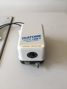 Thumbnail image of Leica Ultramicrotome Ultracut UCT w/ Controllers & Vibration Free Table Lab 