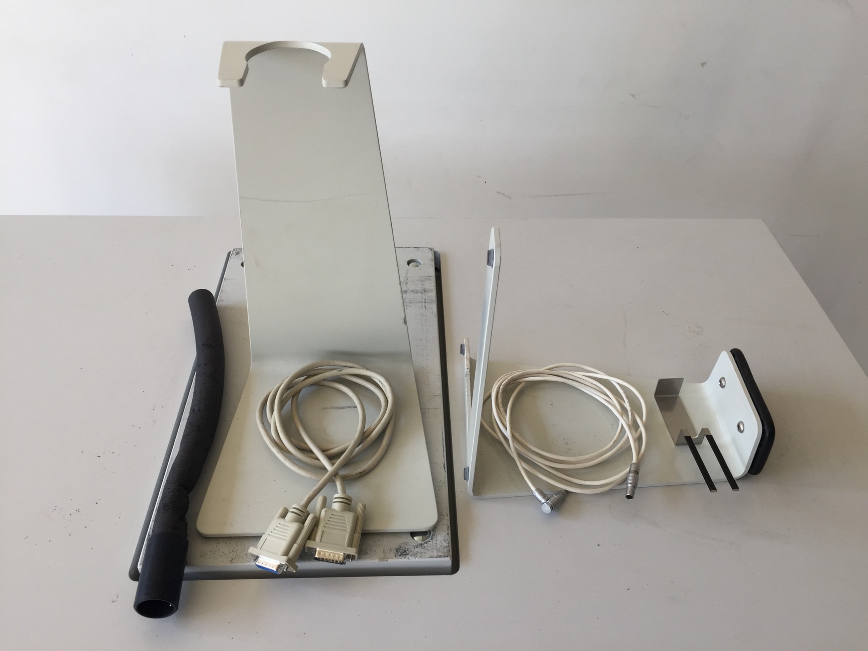 Image of Leica Ultramicrotome Ultracut UCT w/ Controllers & Vibration Free Table Lab 