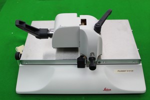 Thumbnail image of Leica EM KMR2 Glass Knife Maker w/ Glass Slides & Accessories Lab Equipment