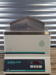 Thumbnail image of New Brunswick Scientific Innova 3100 Shaking Water Bath Lab 