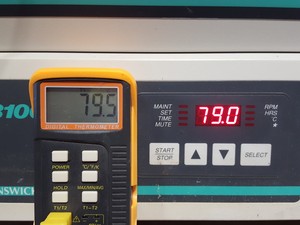 Thumbnail image of New Brunswick Scientific Innova 3100 Shaking Water Bath Lab 