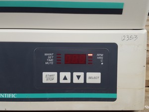 Thumbnail image of New Brunswick Scientific Innova 3100 Shaking Water Bath Lab 