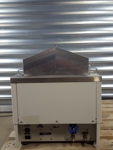 Thumbnail image of New Brunswick Scientific Innova 3100 Shaking Water Bath Lab 
