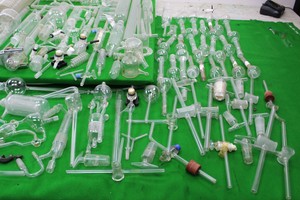 Thumbnail image of Job Lot of Jointed Laboratory Lab Glassware  Kjeldahl MC22/100 Quickfit