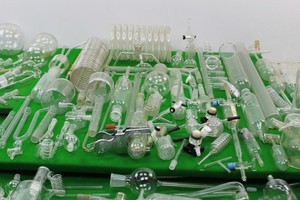 Thumbnail image of Job Lot of Jointed Laboratory Lab Glassware  Kjeldahl MC22/100 Quickfit