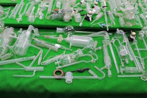 Thumbnail image of Job Lot of Jointed Laboratory Lab Glassware  Kjeldahl MC22/100 Quickfit