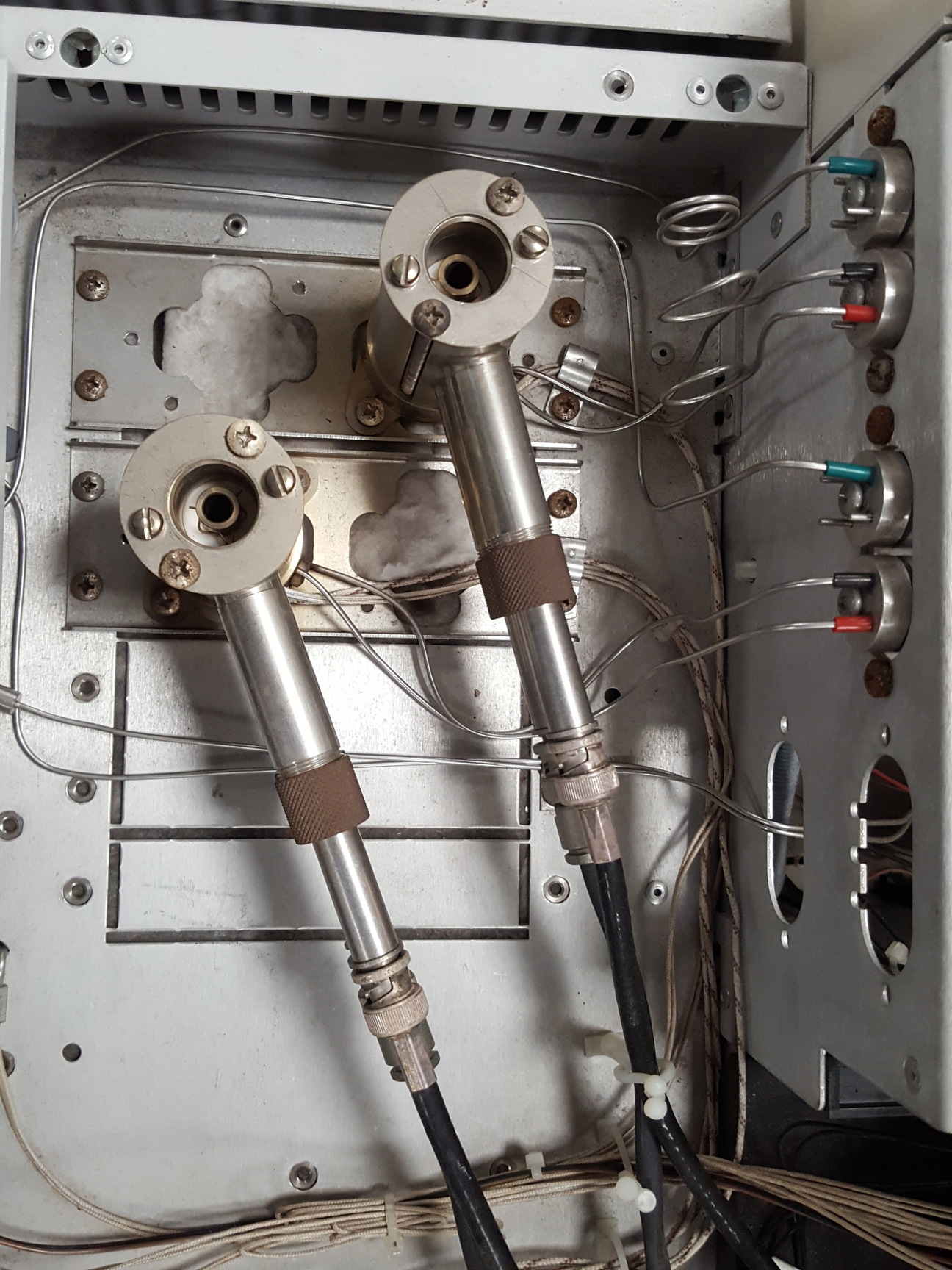 Image of  Varian CP-3380 Gas Chromatograph w/ CP8410 Autoinjector & Star 800 Module Inter