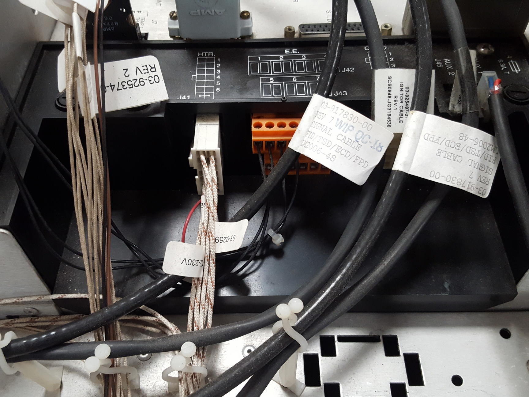 Image of  Varian CP-3380 Gas Chromatograph w/ CP8410 Autoinjector & Star 800 Module Inter