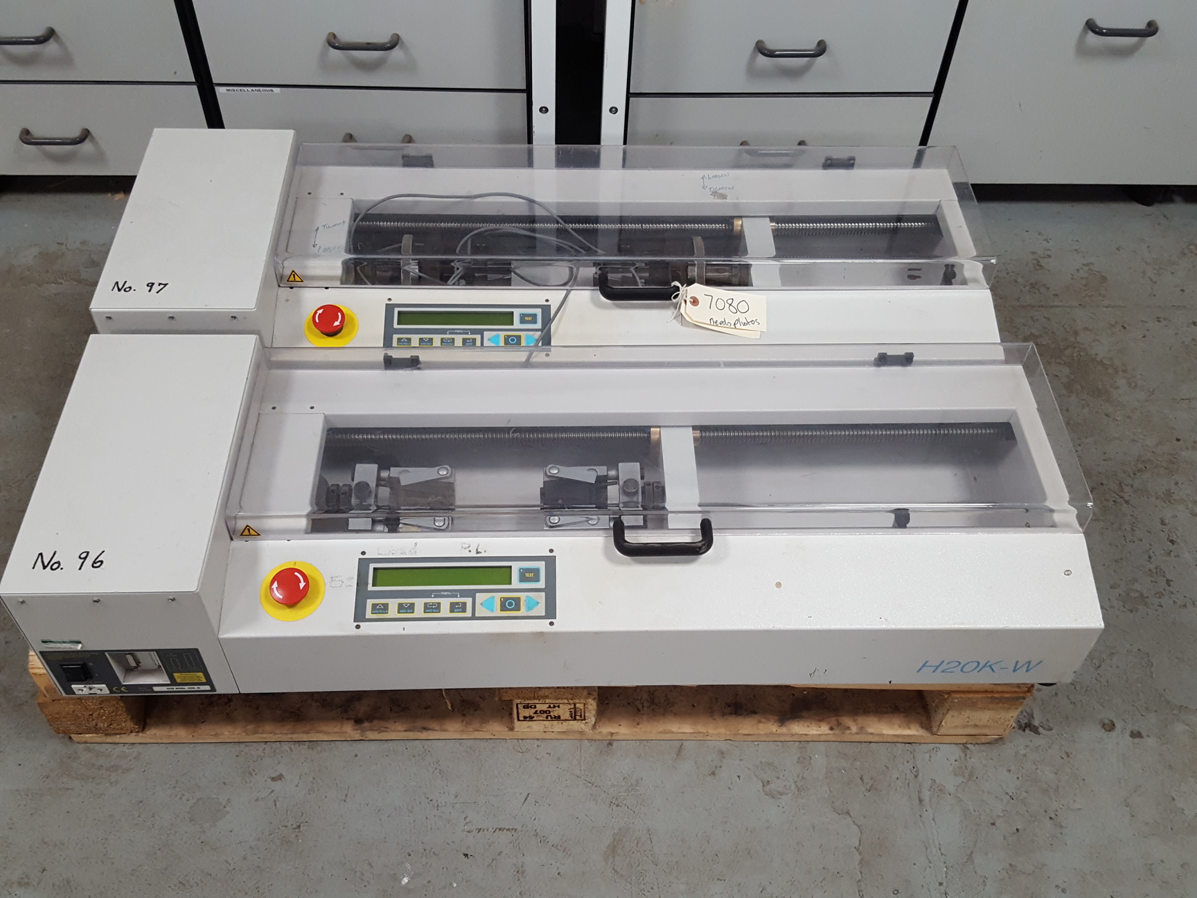 Image of 2x Hounsfield / Tinius Olsen H2OK-W Tensile Testing Machine Unit Tensometer Lab 