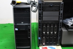 Thumbnail image of Rigaku Desktop Minstrel UV CrystalMation System w/ 2 x PC's & Accessories