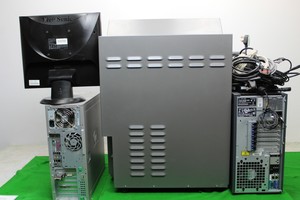 Thumbnail image of Rigaku Desktop Minstrel UV CrystalMation System w/ 2 x PC's & Accessories