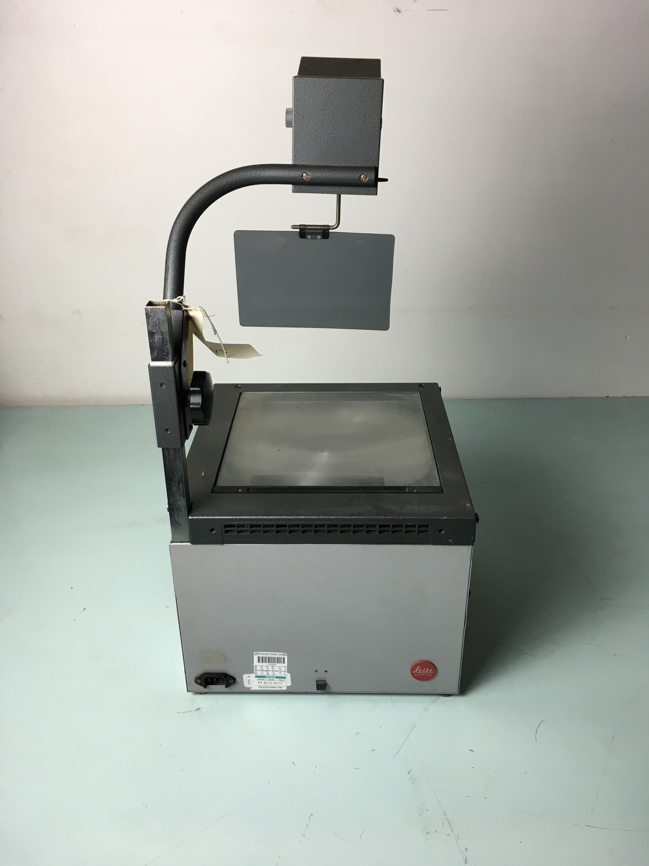 Image of Leitz Wetzlar Overhead Projector OHP Type 31.088.101