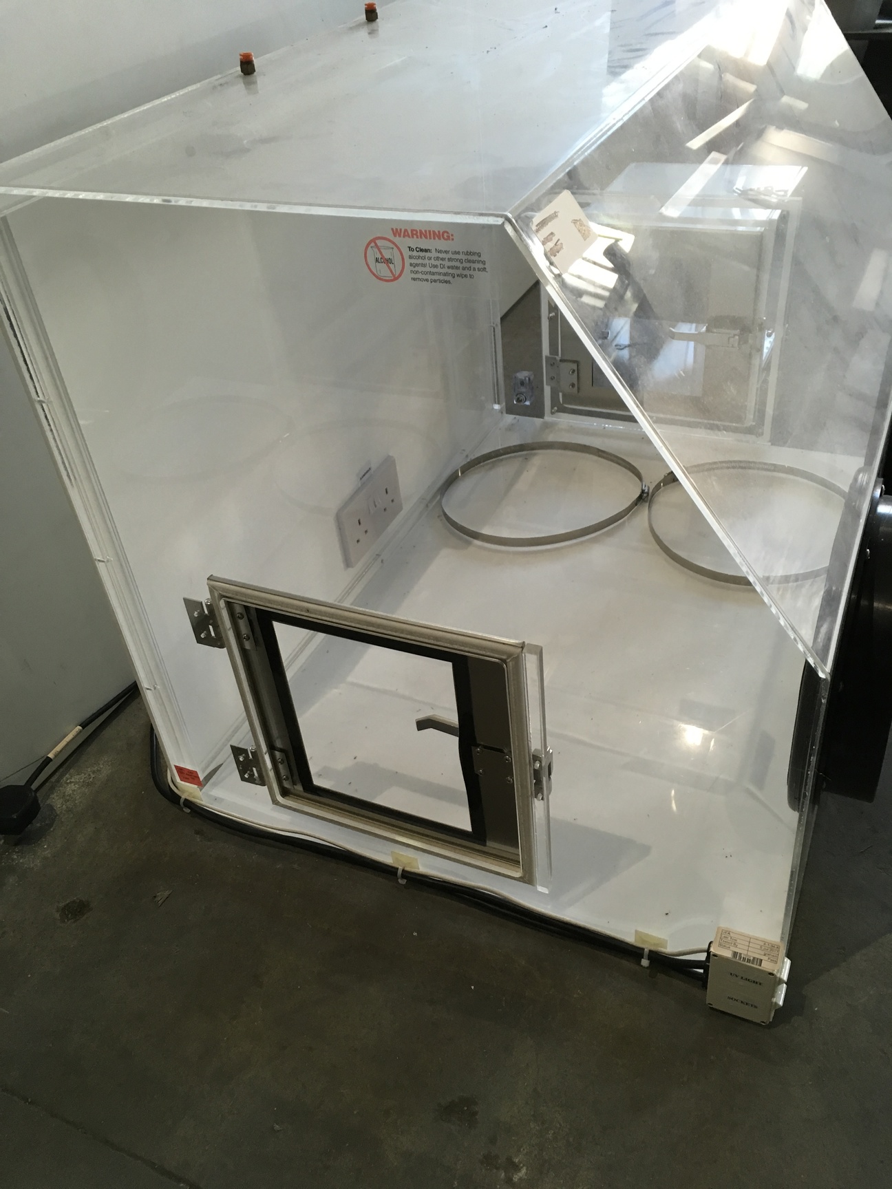 Image of Lab Glove Box Chamber Laboratory Lab Equipment