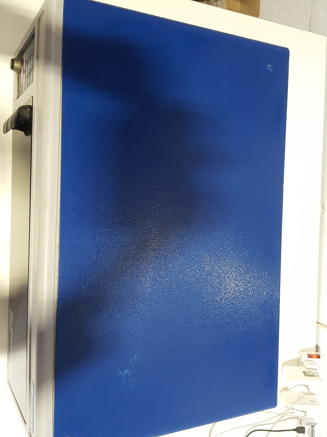 Image of Stratagene UV Stratalinker 2400 Lab 