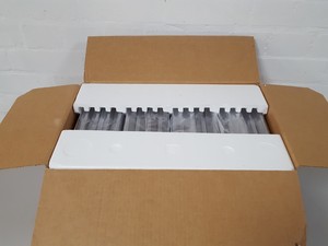 Thumbnail image of 1x Box of Thermo Scientific Nunc Bio-Assay Dishes Lab Glassware 132474 240835 