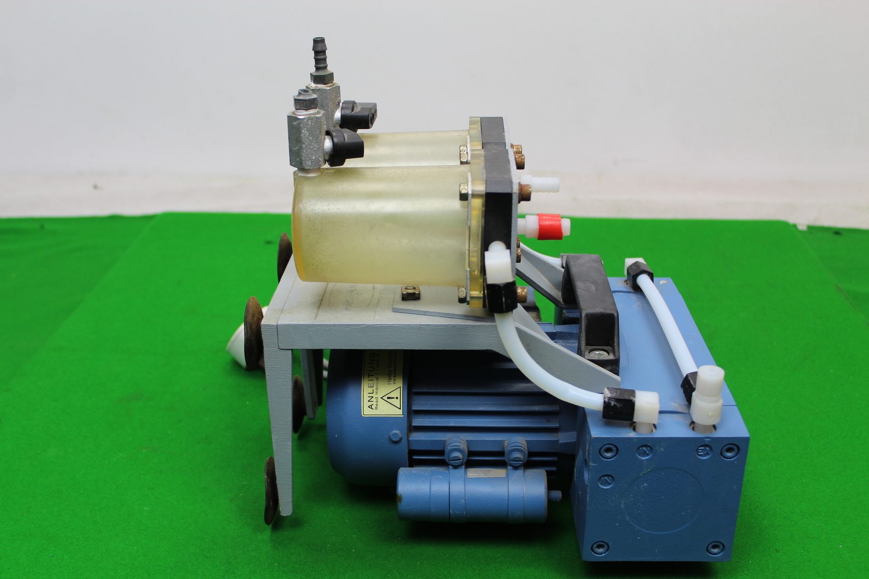 Image of Vacuubrand Diaphragm Vacuum  Pump