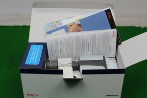 Thumbnail image of Brand New Pair Of Thermo Pipettes Finnpipette Novus MCP8 1-10ul Lab